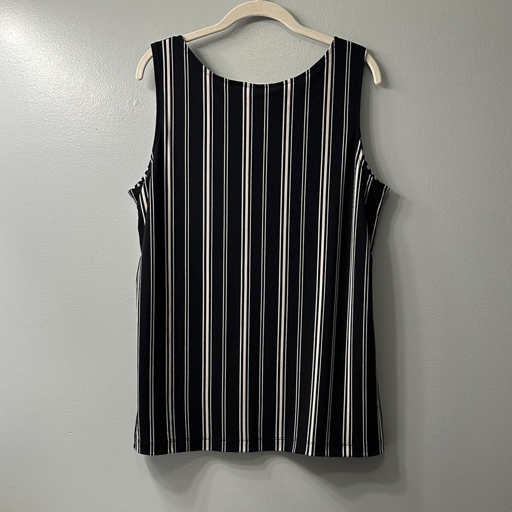 Susan Graver Black and White Reversible Tank Top - Picture 3 of 4